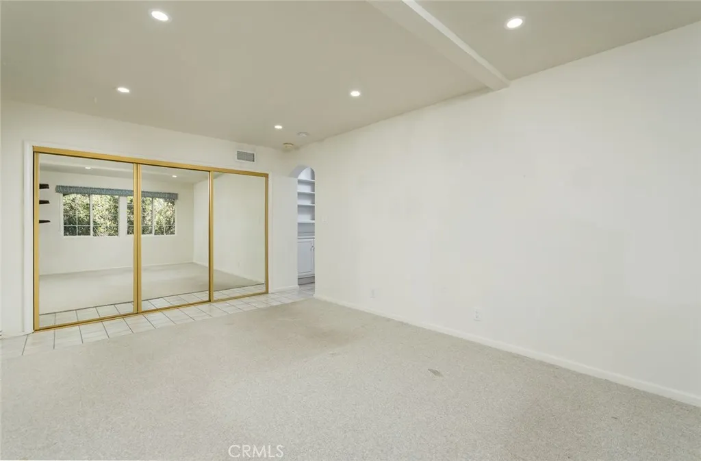 1835 Las Flores Drive, Glendale, California 91207 home-pic-32